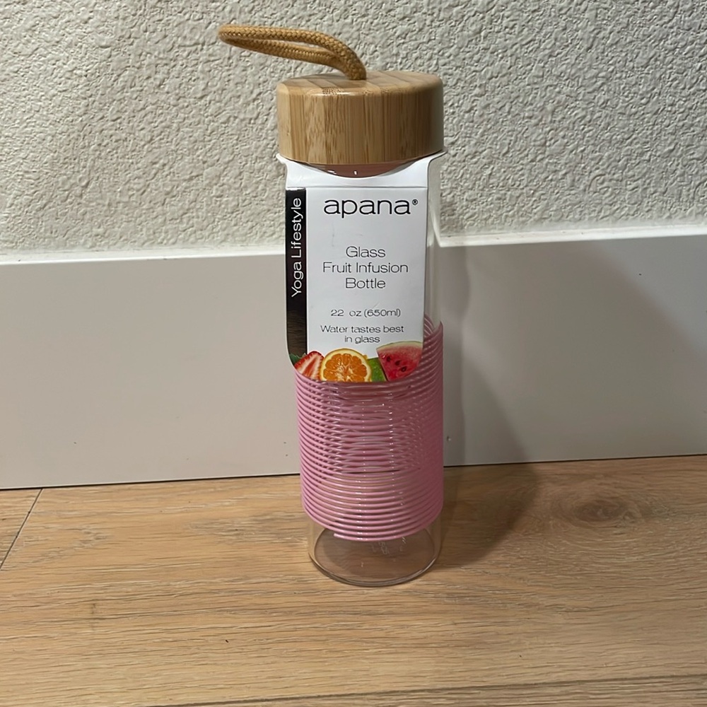 Apana glass fruit infusion bottle